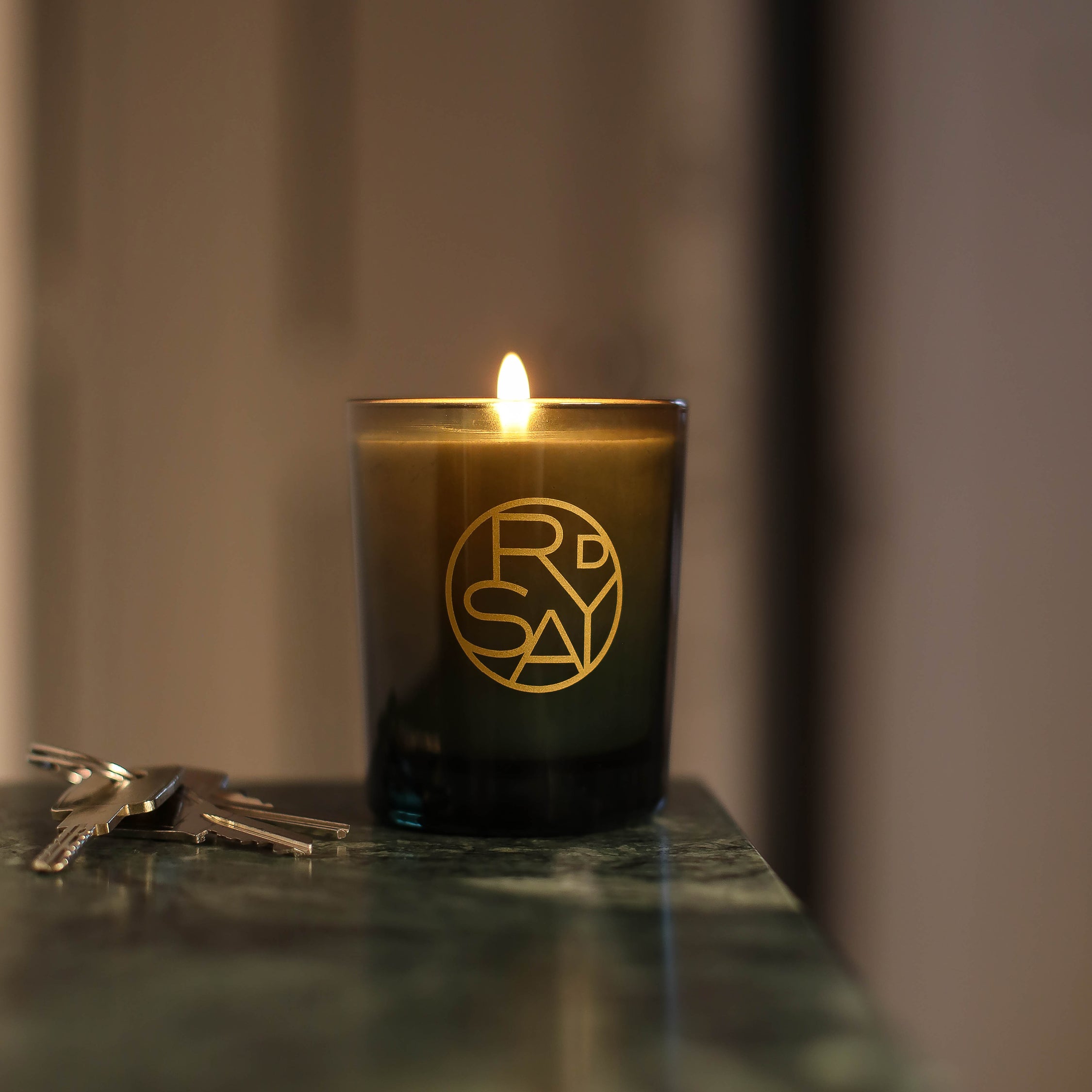 Scented Candle D'Orsay 09:15 En tête-à-tête, ambient