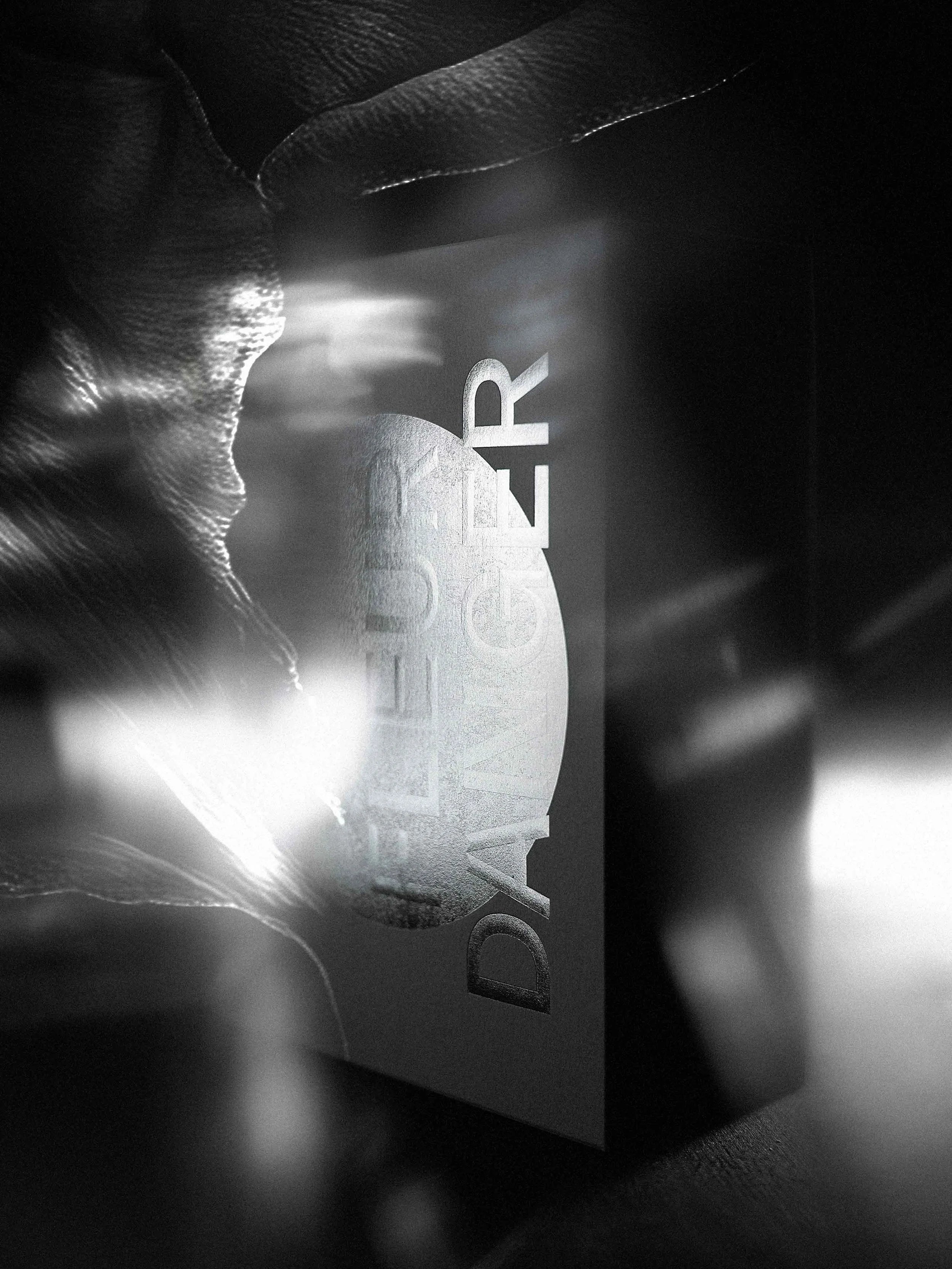 Thomas de Monaco Fleur Danger - SNUD