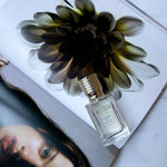 Ex Nihilo Cologne 352 Eau de Parfum Flakon, Detailansicht