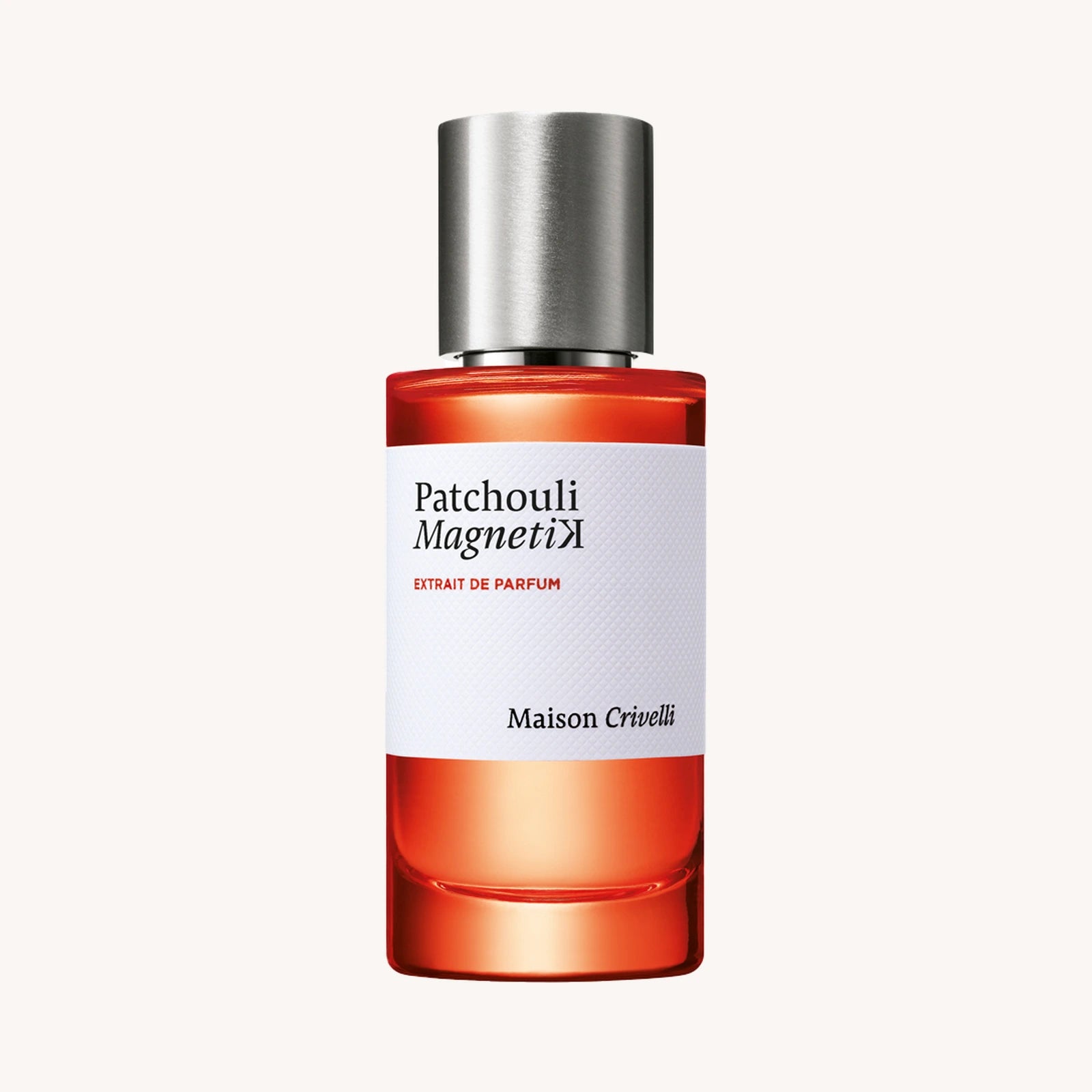 Patchouli Magnetik Extrait de Parfum von Maison Crivelli, 50 ml Flakon vor hellem Hintergrund