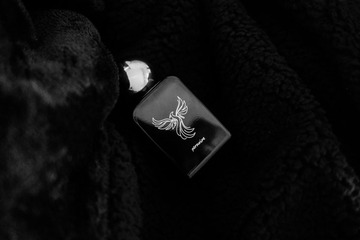 Pernoire Otimo Extrait de Parfum Flakon, Nahaufnahme