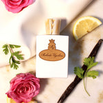 Roberto Ugolini High Heel White Eau de Parfum Flakon, Nahaufnahme